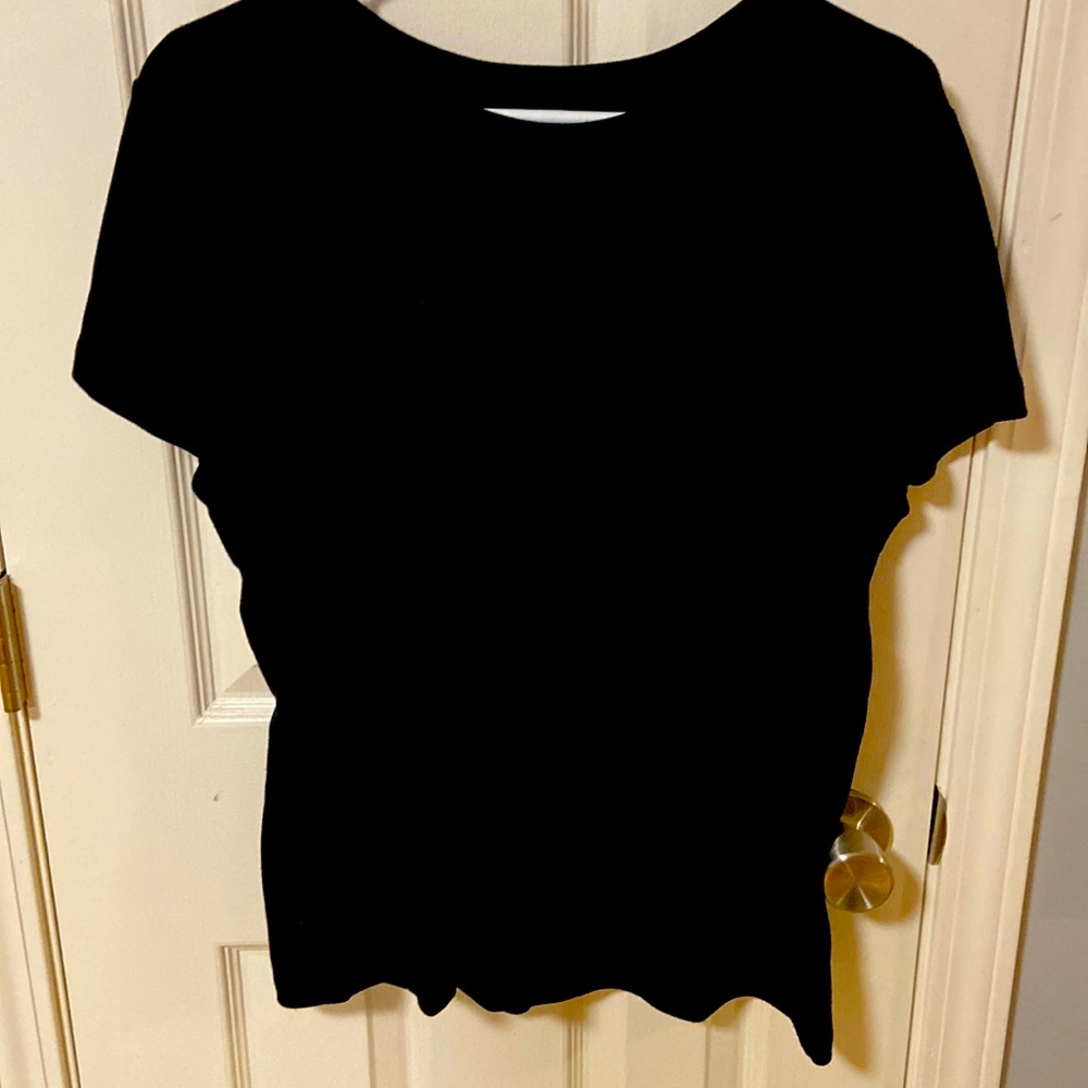 Simple black tshirt (PXL)